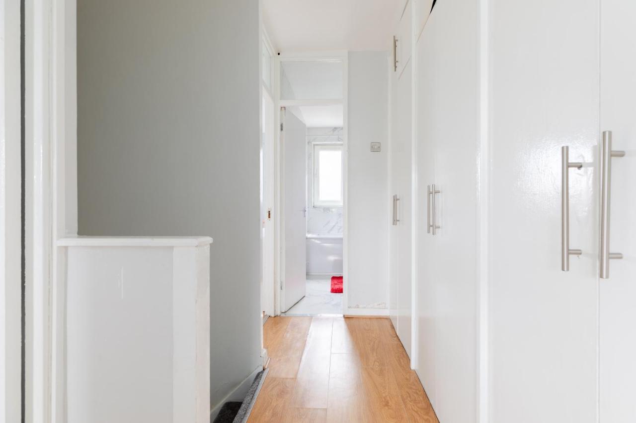 Cosy 3 Bed Flat Ideal For Trips To Λονδίνο Εξωτερικό φωτογραφία