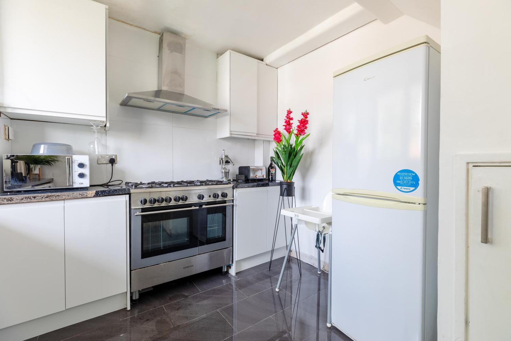 Cosy 3 Bed Flat Ideal For Trips To Λονδίνο Εξωτερικό φωτογραφία